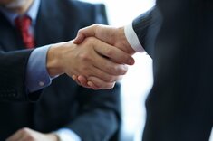 Finasee マネーの人間ドラマ編集班