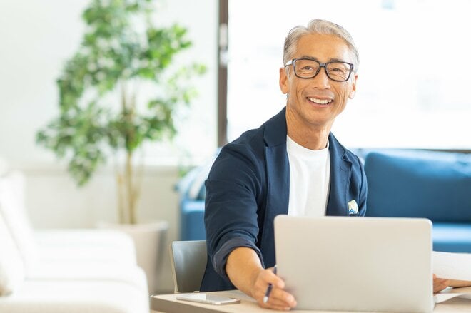「定年後も働き続ける」はそんなに悪くない？ 60代以降の労働で得られる意外な恩恵とは