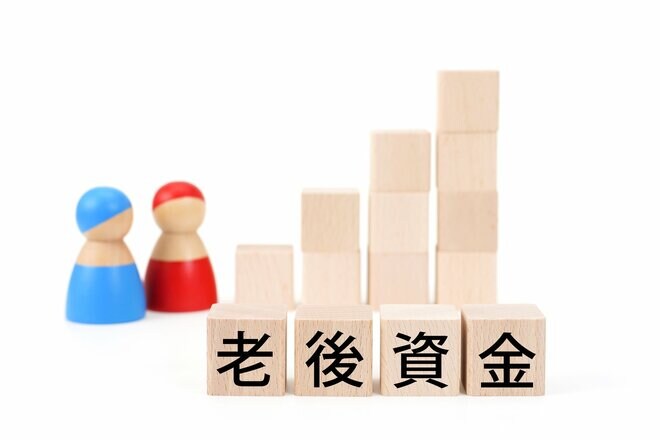 【40代】が考える「老後の生活費」は最低いくら? 単身者と二人以上世帯での違いもチェック!