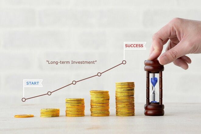 過去54年で年平均約8.8%上昇! 史上最高値を更新し続ける「金」が、それでも「バブルではない」といえる“これだけの理由”