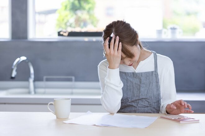 「実の親子のように過ごしていたのに」ステップファミリーの母親が後悔…遺族年金受給で気付いた養子縁組の必要性