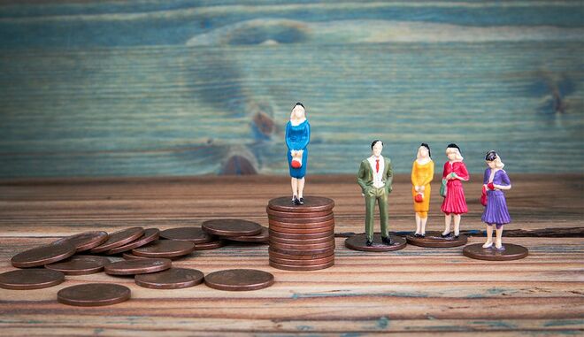 運用で300万円もの差が出かねない? だから知っておきたい業界の構造