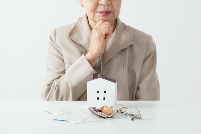 【70代】虎の子の老後資産、「増やす」と「守る」どちらを選択? 元本割れと高収益の“はざま”で1600人の回答は