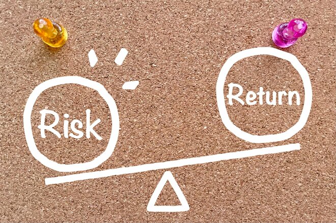 コストが高いのに、リスクが高いのにリターンが低い金融機関はどこ?