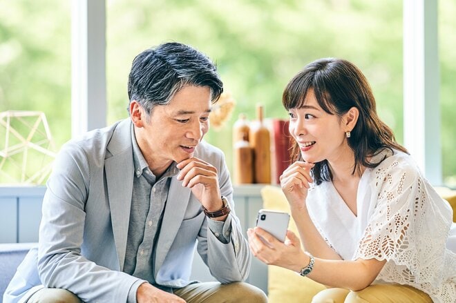 「母が包丁は危ないっていうので」マッチングアプリで出会ったミステリアスな40歳女性にバツイチアラフォー男が惹かれたワケ